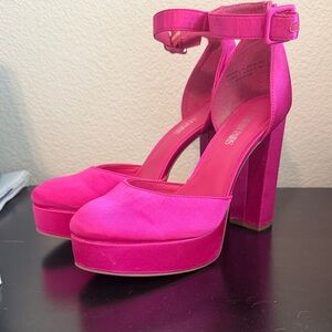 Dream Pairs Vibrant Pink Block Heels
